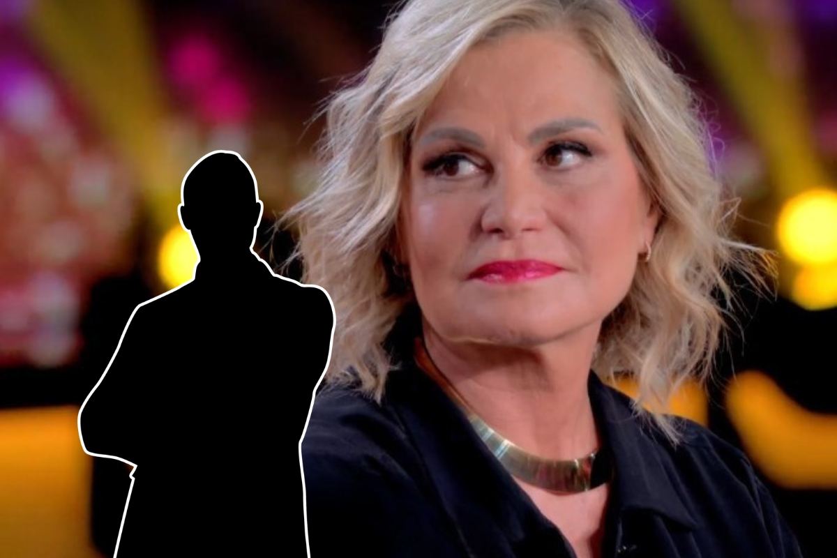 Simona Ventura e sagoma maschile